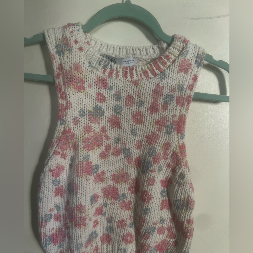 Zara Floral Knit Tank Top - Cream and Pink
